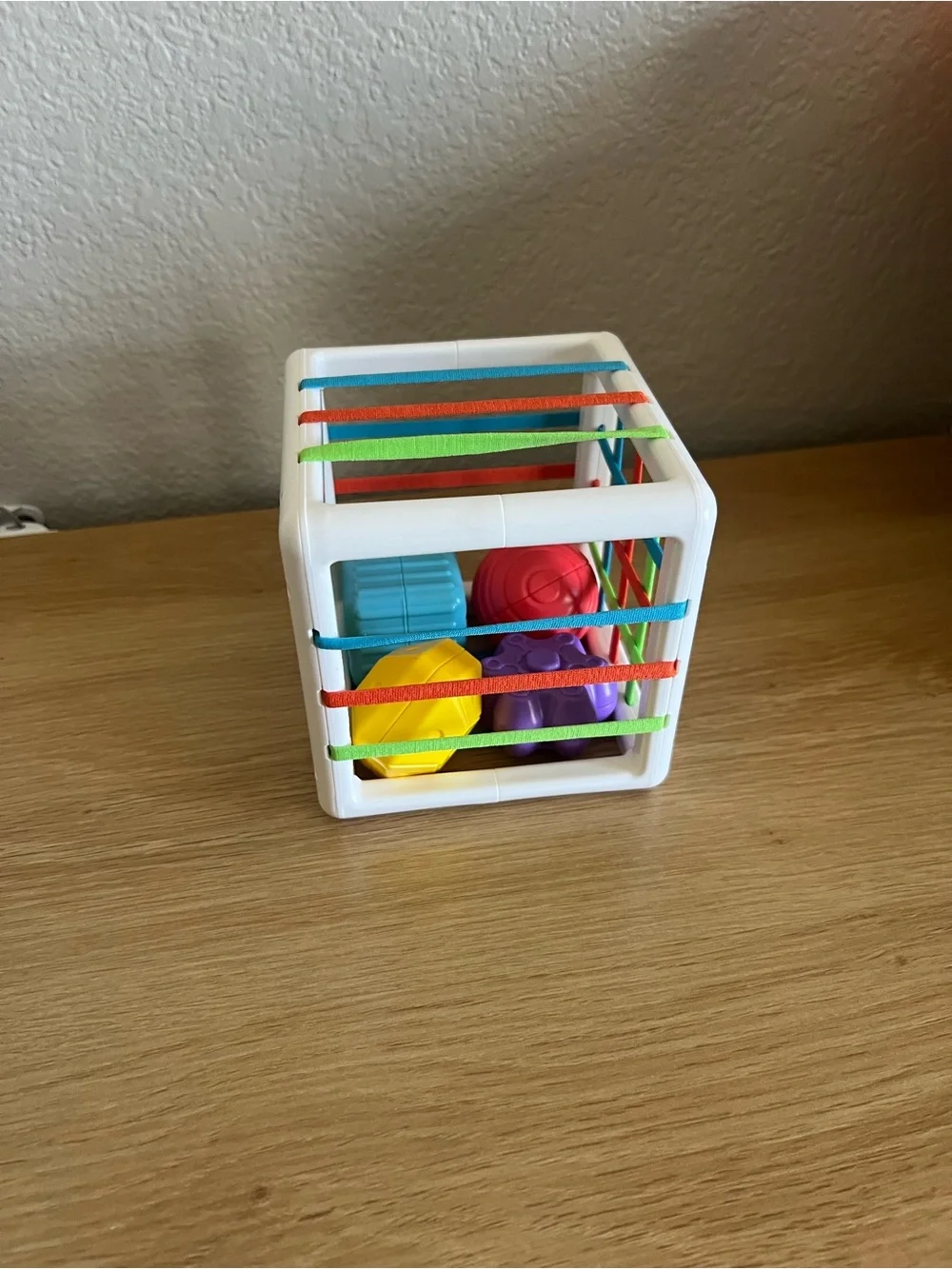 Shape sorter cube